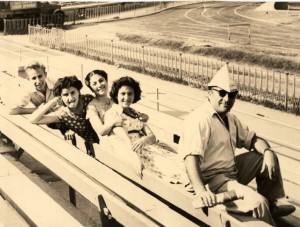 С Эдгаром Суреновичем на Республиканском стадионе, 1961 год